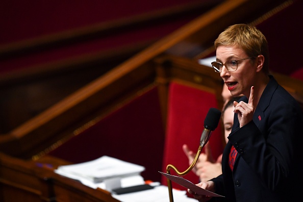 Clementine Autain  à l'Assemblee Nationale à Paris. (Photo : CHRISTOPHE ARCHAMBAULT/AFP via Getty Images)