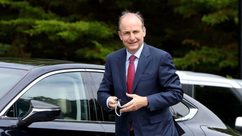 Le Premier ministre irlandais Micheal Martin, à Belfast, le 16 juillet 2020. (Photo par Paul Faith / AFP) (Photo par PAUL FAITH/AFP via Getty Images)