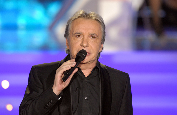 Le chanteur français Michel Sardou (ALAIN JOCARD/AFP via Getty Images)