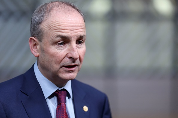 Le Premier ministre irlandais, Micheal Martin, est présent au sommet de l'Union européenne avec les 27 dirigeants de l'UE à Bruxelles, le 16 décembre 2021. (Photo : KENZO TRIBOUILLARD/POOL/AFP via Getty Images)