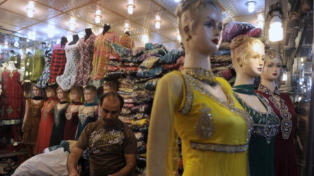 Afghanistan: des talibans demandent aux commerçants de décapiter les mannequins dans leurs magasins