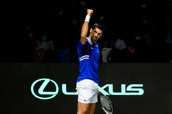 Novak Djokovic  pendant le match de demi-finale de la Coupe Davis entre la Croatie et la Serbie au pavillon Madrid Arena le 03 décembre 2021 à Madrid, Espagne.   (Photo : Juan Naharro Gimenez/Getty Images for Lexus)