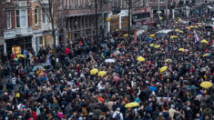 Virus: 30 arrestations lors d’une manifestation à Amsterdam contre les restrictions sanitaires