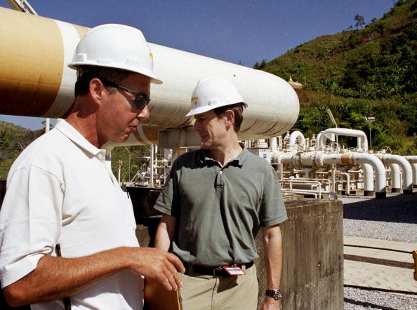 -Le pipeline de Yadana est le plus grand projet d'investissement étranger, une coentreprise de Total dans le Myanmar, qui est gouverné par l'un des régimes militaires les plus durs au monde. Photo PASCALE TROUILLAUD/AFP via Getty Images.