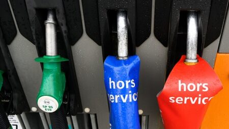 Bailleul : plusieurs automobilistes en panne après l’achat de carburant à la station-service du Leclerc