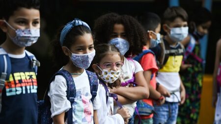 Port du masque obligatoire en classe élémentaire : « très vraisemblablement » enlevé « avant la fin de l’année scolaire », annonce Jean-Michel Blanquer