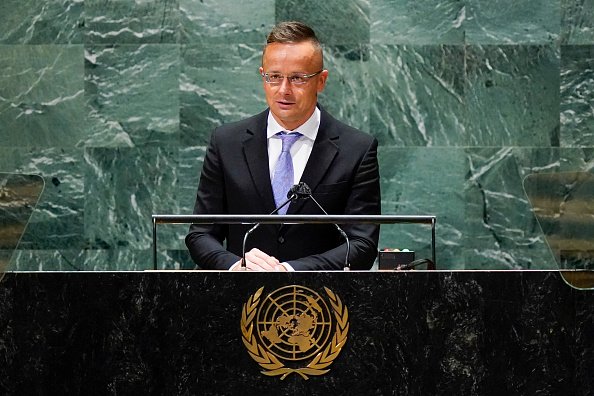 Le ministre hongrois des Affaires étrangères, Peter Szijjarto, prend la parole lors de l'Assemblée générale des Nations unies au siège de l'ONU, le 23 septembre 2021 à New York. (Photo : Mary Altaffer-Pool/Getty Images)