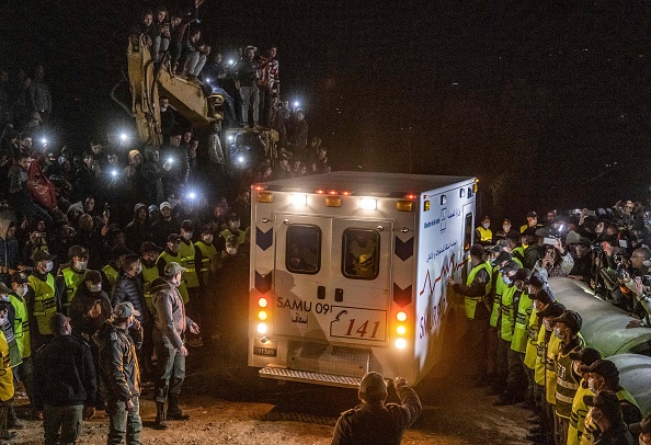  Les équipes de secours marocaines ont trouvé Rayan âgé de cinq ans mort au fond d'un puits le 5 février, fin tragique d'une opération minutieuse de cinq jours qui a bouleversé tout le pays. (Photo : FADEL SENNA/AFP via Getty Images)