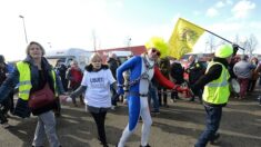 A Paris, les manifestants anti-pass des convois défendent « la liberté »