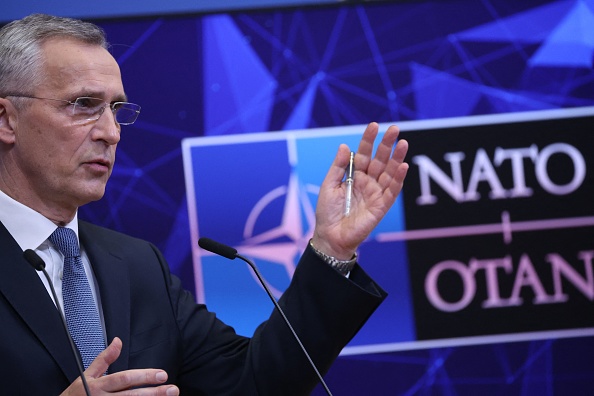 Le secrétaire général de l'OTAN, Jens Stoltenberg, au siège de l'OTAN à Bruxelles, le 25 février 2022.  (KENZO TRIBOUILLARD/AFP via Getty Images)