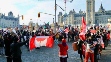 GoFundMe saisit les 10 millions de dollars collectés pour la manifestation des camionneurs et les reverse à des organisations caritatives