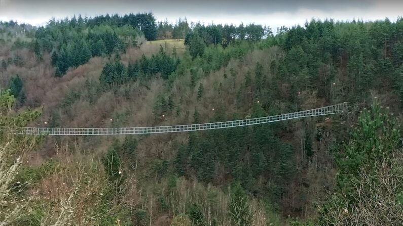 La passerelle himalayenne la plus longue de France se trouve en Haute-Loire, au-dessus des gorges du Lignon - Google maps