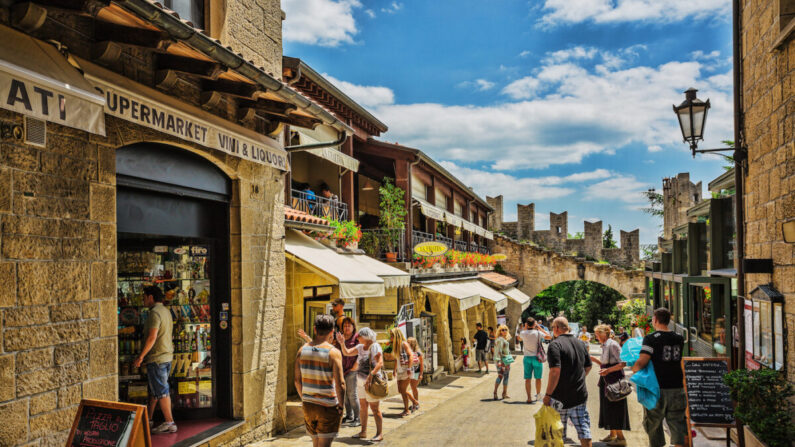 San Marino, pop. 33 000 habitants, ne s'étend que sur 60 km carrés. (Zhukov Oleg/Shutterstock)