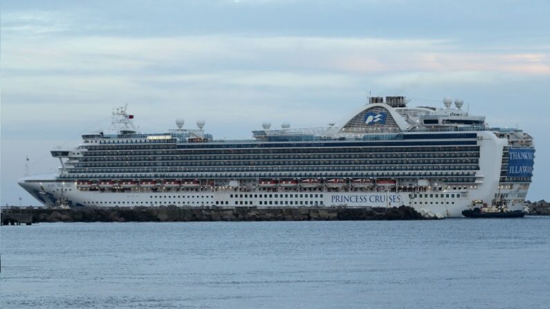 Le bateau de croisière Ruby Princess quitte Port Kembla le 23 avril 2020 à Wollongong, Australie. (Photo de Mark Metcalfe/Getty Images)