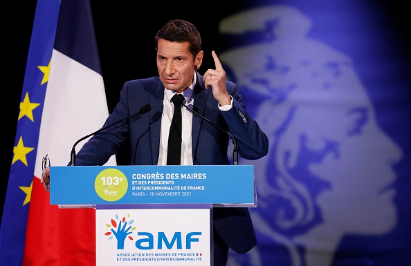 David Lisnard, président de l'Association des Maires de France et maire de Cannes, le 18 novembre 2021 à Paris. (Photo LUDOVIC MARIN/AFP via Getty Images)