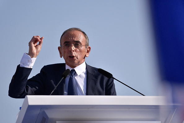 Le président du parti Reconquete ! et candidat à la présidence, Eric Zemmour (JULIEN DE ROSA/AFP via Getty Images)