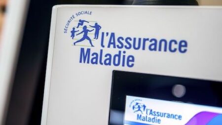 Arrêts maladie : l’Assurance maladie appelle à réfléchir à un système « plus soutenable »