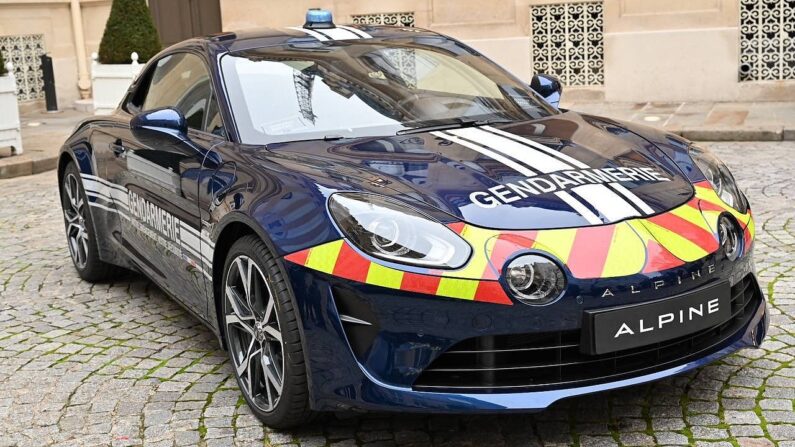 La nouvelle Alpine A110 de la gendarmerie (Crédit : Gendarmerie - Facebook)