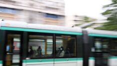 Caen: une voiture percute violemment une rame de tramway, un mort et deux blessés graves