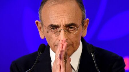 Présidentielle : Eric Zemmour accuse les médias de « complaisance » avec Marine Le Pen