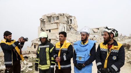 Les Casques blancs en Syrie viennent à l’aide de leurs confrères ukrainiens