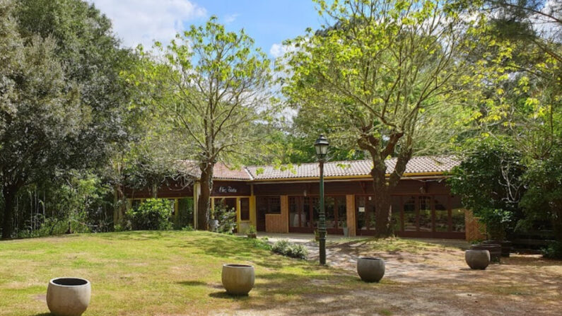 Didier Bouzats a grandi dans cette maison et y habite depuis plus de 50 ans, l'Etat veut l'exproprier pour des prétextes contestables. (Capture d'écran/Google Maps)