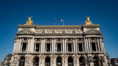 Recalée d’un entretien d’embauche à l’Opéra de Paris, malgré ses compétences, pour avoir travaillé à Valeurs actuelles