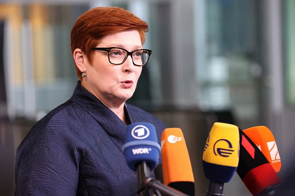 La ministre australienne des affaires étrangères, Marise Payne, s'adresse à la presse. Photo FRANCOIS WALSCHAERTS/AFP via Getty Images.