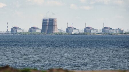 La Russie veut couper l’Ukraine de la centrale nucléaire occupée de Zaporijjia