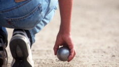 Hérault : après une altercation, un joueur de pétanque revient menacer son rival avec un fusil, près de Montpellier