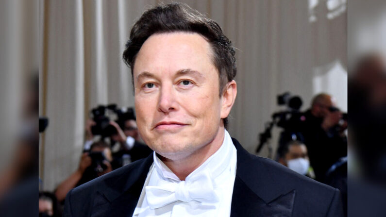 Elon Musk au Met Gala 2022 au Metropolitan Museum of Art à New York, le 2 mai 2022. (Angela Weiss/AFP via Getty Images)