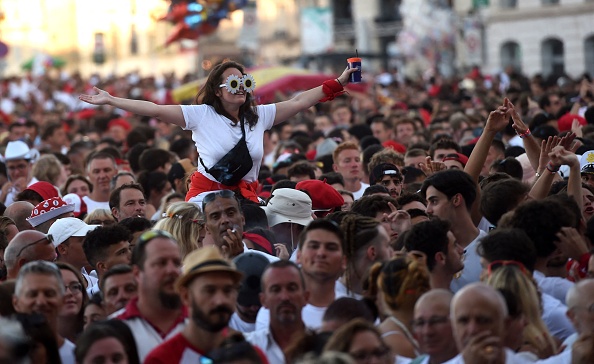 Des participants aux Fêtes de Bayonne lors de la soirée d'ouverture de l'édition 2022, le 27 juillet.(GAIZKA IROZ/AFP via Getty Images)