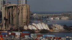 Port de Beyrouth: une nouvelle partie des silos s’effondre