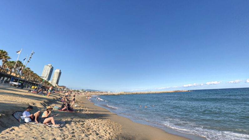 La plage de Sant Miquel à la Barceloneta, un quartier de Barcelone en Espagne. (Capture d'écran/Google Maps)