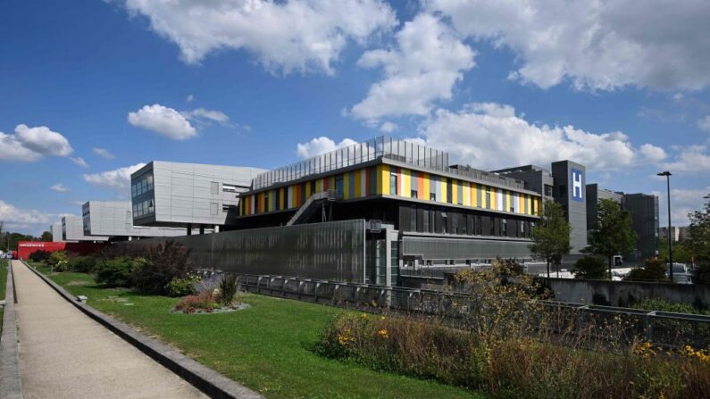 Photo d'illustration - Hôpital du Centre Hospitalier Sud-Francilien (CHSF) à Corbeil-Essonnes, le 26 août 2022. (Photo by EMMANUEL DUNAND/AFP via Getty Images)