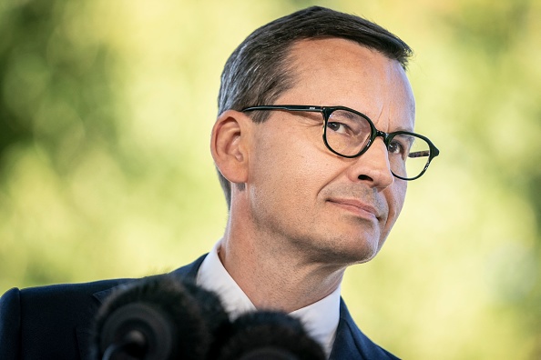 Le Premier ministre polonais Mateusz Morawiecki s'adresse à la presse après le sommet sur la sécurité énergétique de la mer Baltique à Kongens Lyngby, près de Copenhague, au Danemark, le 30 août 2022. (Photo : MADS CLAUS RASMUSSEN/Ritzau Scanpix/AFP via Getty Images)