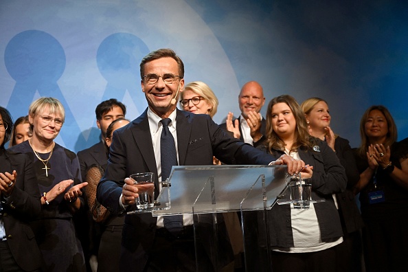 Le chef du parti modéré suédois Ulf Kristersson, à Stockholm, dimanche soir, le 11 septembre 2022, à la suite des élections générales. Photo de FREDRIK SANDBERG/TT News Agency/AFP via Getty Images.