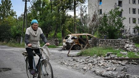 Dans le Sud reconquis par l’Ukraine, récits de terreur et destructions