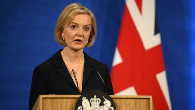 Liz Truss, Première ministre du Royaume-Uni depuis le 6 septembre 2022, après avoir été élue chef du Parti conservateur. Elle annonce sa démission le 20 octobre 2022. (Photo de Daniel Leal - WPA Pool/Getty Images)