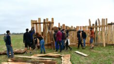 « Bassines » dans les Deux-Sèvres : l’interdiction de manifester prolongée, une cinquantaine d’opposants encore sur place