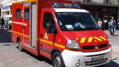 À l’arrêt à un feu rouge, un chauffeur poids-lourd succombe à une crise cardiaque en Dordogne