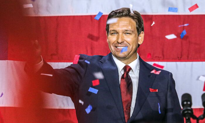 Ron DeSantis, lors de la soirée électorale au Convention Center de Tampa, en Floride, le 8 novembre 2022. (Giorgio Viera/AFP via Getty Images)