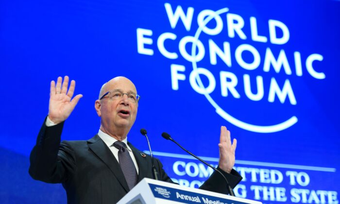  Klaus Schwab (FABRICE COFFRINI/AFP via Getty Images)