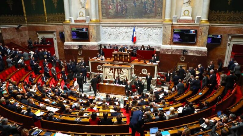 Les députés ont observé une minute de silence à l’Assemblée. Illustration. (JACQUES DEMARTHON/AFP via Getty Images)