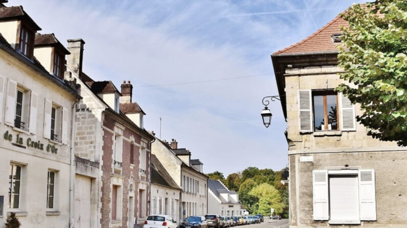 Village d'Attichy (Oise). (photo Googlemap)