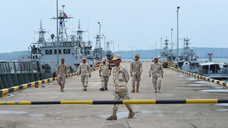 Membres de la marine cambodgienne sur la base navale de Ream, dans la province de Preah Sihanouk, le 26 juillet 2019. (Tang Chhin Sothy/AFP via Getty Images)