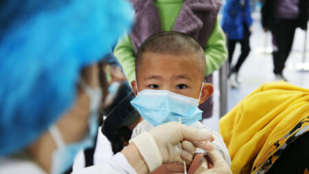 Une fillette du Henan âgée de 10 ans meurt de leucémie peu après avoir été vaccinée contre le Covid