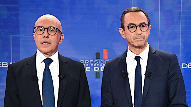 Les Républicains (LR)  Eric Ciotti et le président du groupe LR au Sénat Bruno Retailleau. (Photo : CHRISTOPHE ARCHAMBAULT/AFP via Getty Images)