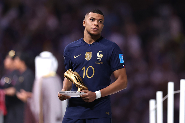 Kylian Mbappé, le 18 décembre 2022 à Lusail City, Qatar. (Catherine Ivill/Getty Images)