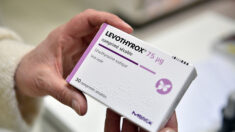 L’ancienne formule du Levothyrox sera encore distribuée en France jusqu’en 2025